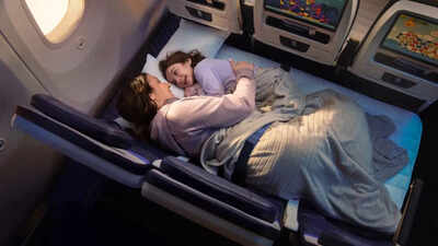 united airlines to launch relax row next year economy seats transform into a couch with added amenities for families and travellers