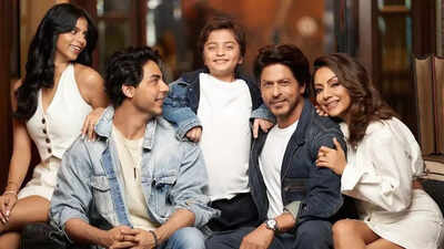 srk abram aryan suhana