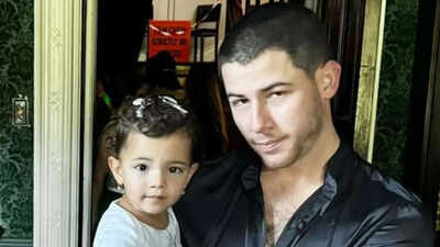 nick jonas gets emotional watching the lion king with daughter malti there are two scenes that hit me super hard as a father
